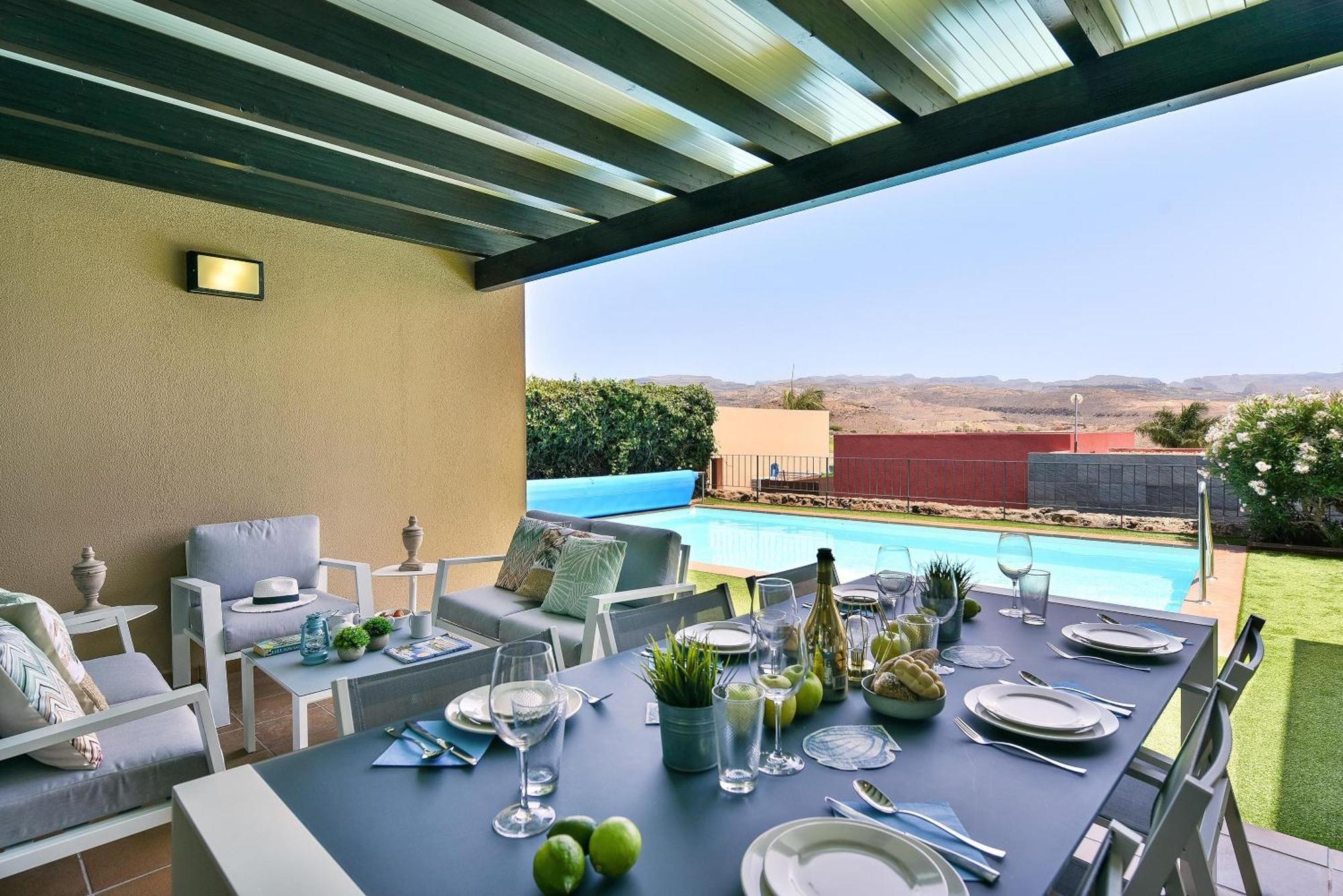 Villa Salobre Golf Dos Luxury Retreat In Gran Canaria Private Outdoor Heatable Pool Bbq Facilities Shaded Outdoor Dining Area Salobre Golf, Las Palmas / Gran Canaria